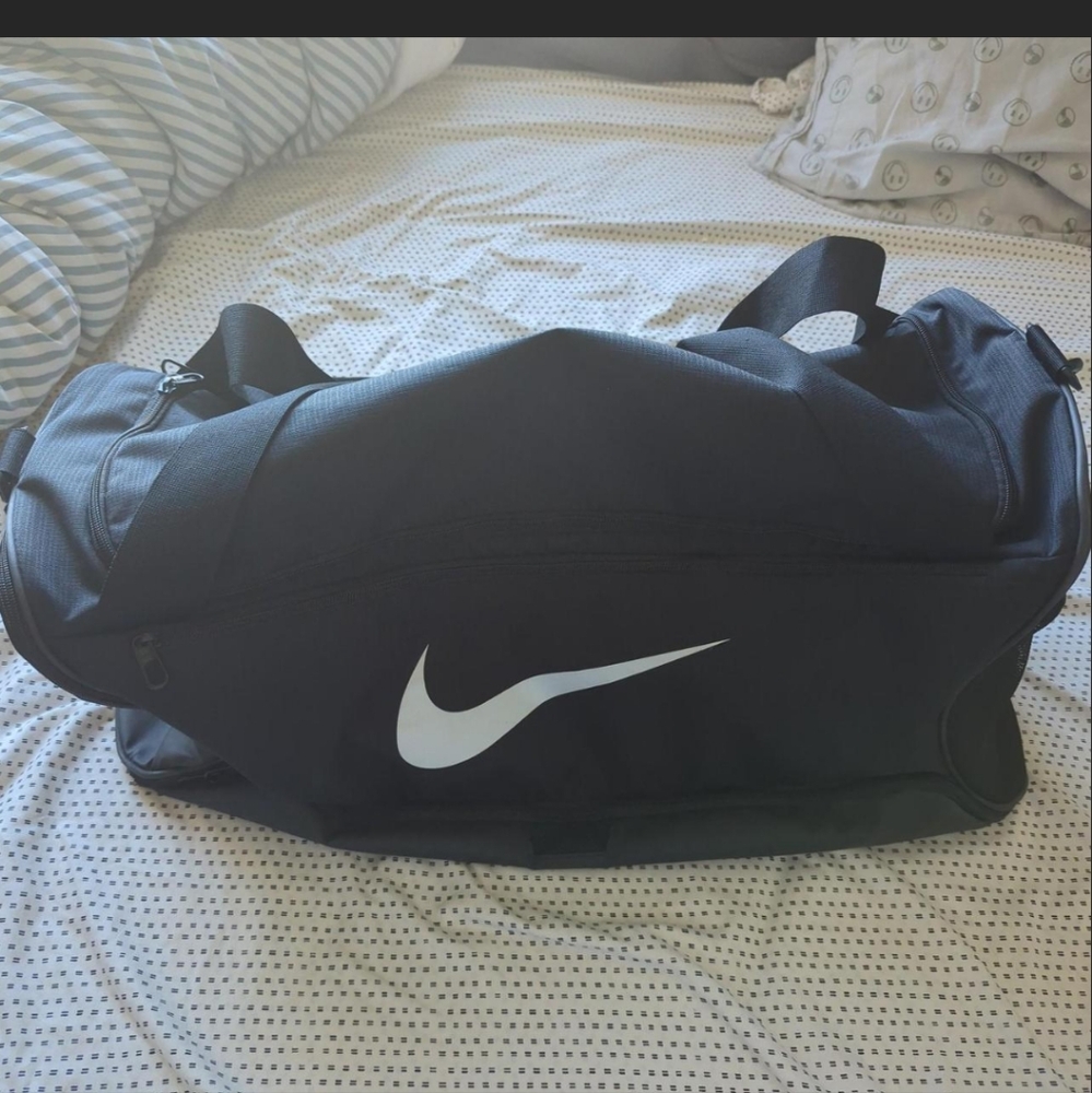Nike duffle bag